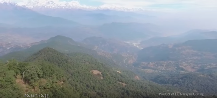 आर्थर डाडाखर्क भिडियोमा